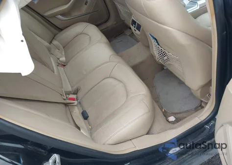 2011 Cadillac Cts Luxury z USA, uszkodzony, nr VIN 1G6DG5EYXB0156237